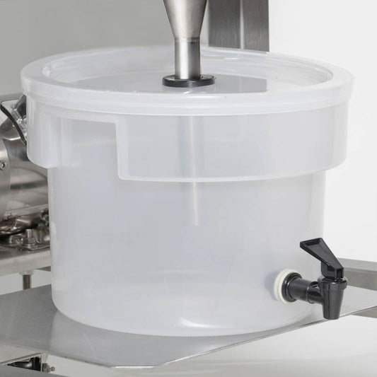 juice-container-with-spout-lid-w-hole19236